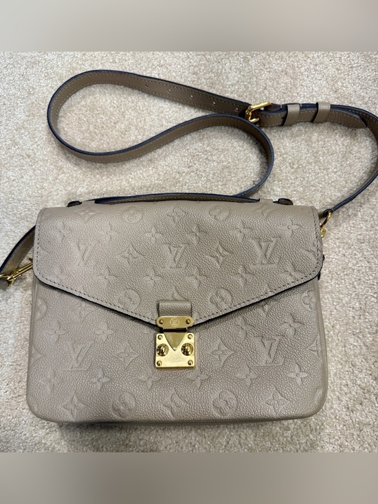 Louis Vuitton Handbags - Louis Vuitton Taupe/Gray Monogram Pochette Metis Crossbody with Gold Hardware